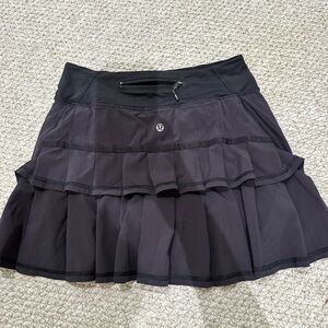 Lululemon mini skirt!